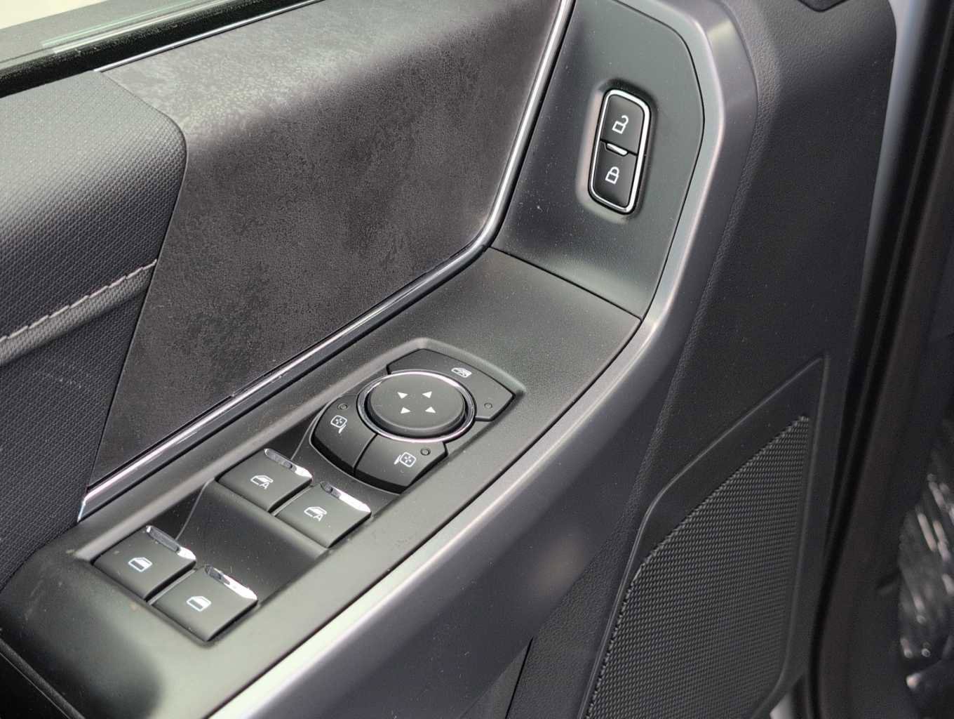 New 2025 Ford F150 XLT w/ Equipment Group 302A MID image 11