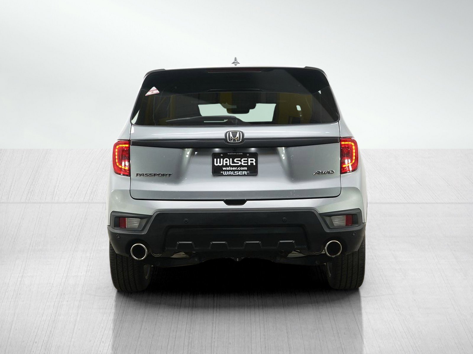 Used 2023 Honda Passport EX-L image 4