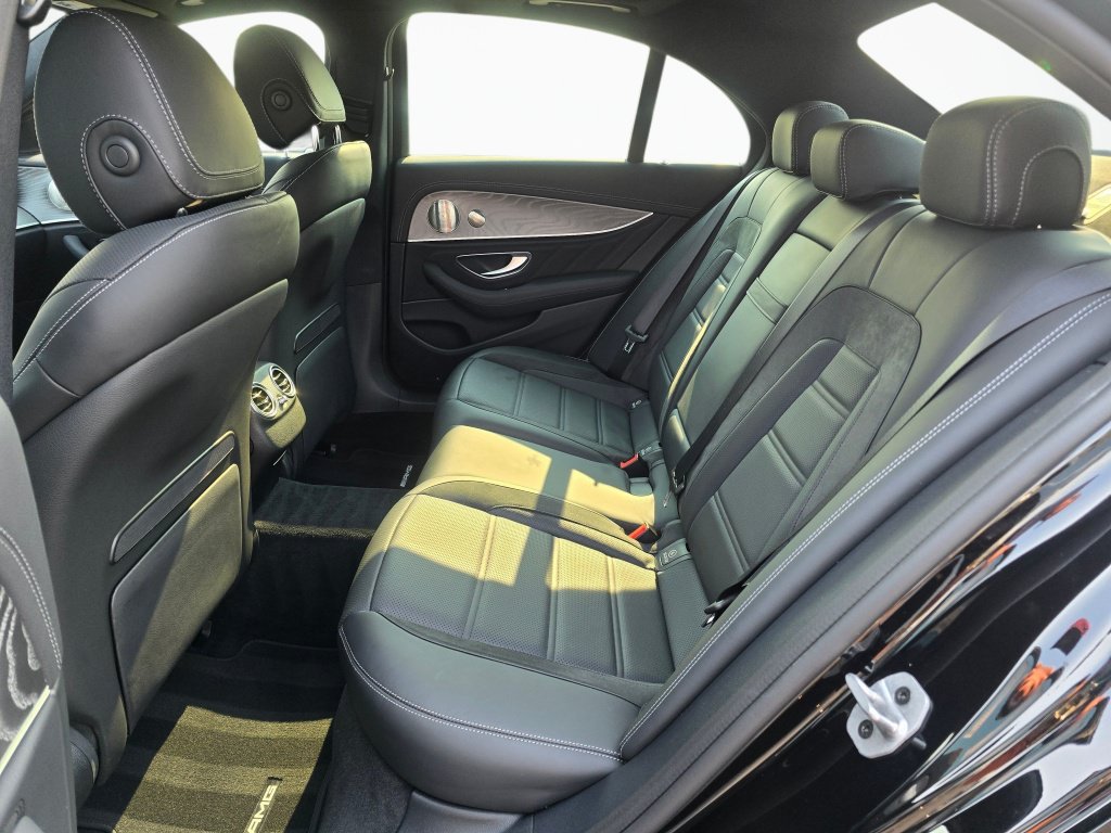 Used 2022 Mercedes-Benz E 53 AMG 4MATIC Sedan image 20