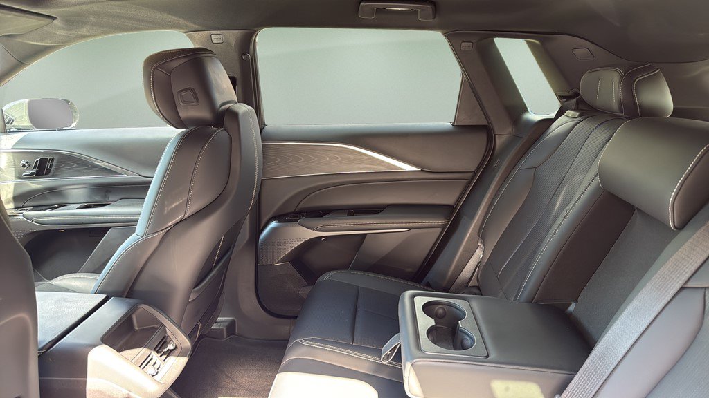 Certified 2024 Cadillac Lyriq Sport AWD/4WD image 26