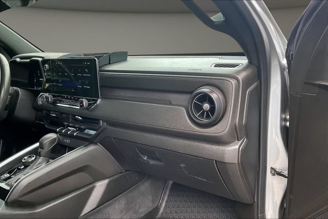 Used 2023 Chevrolet Colorado Trail Boss w/ Technology Package AWD/4WD image 15