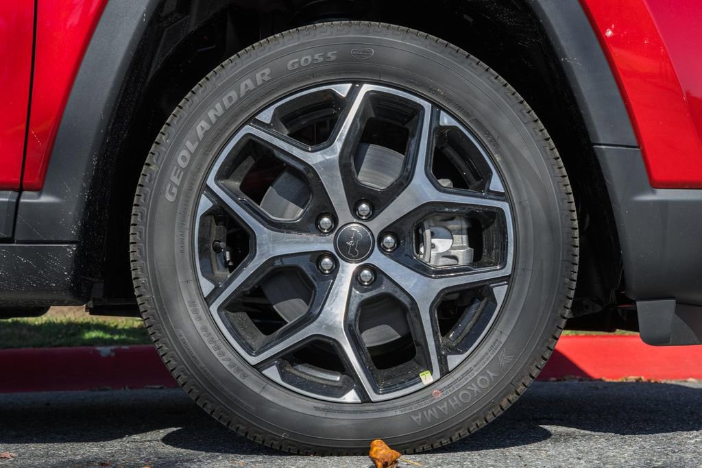 New 2026 Jeep Compass Limited image 16