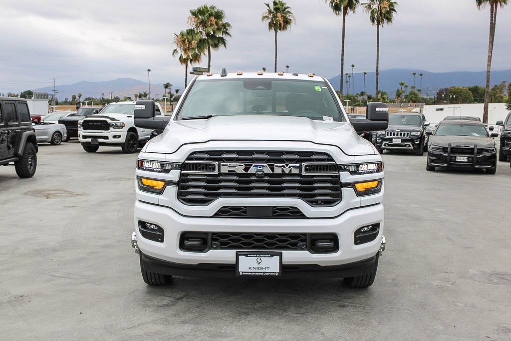 New 2026 RAM 3500 Big Horn AWD/4WD image 3
