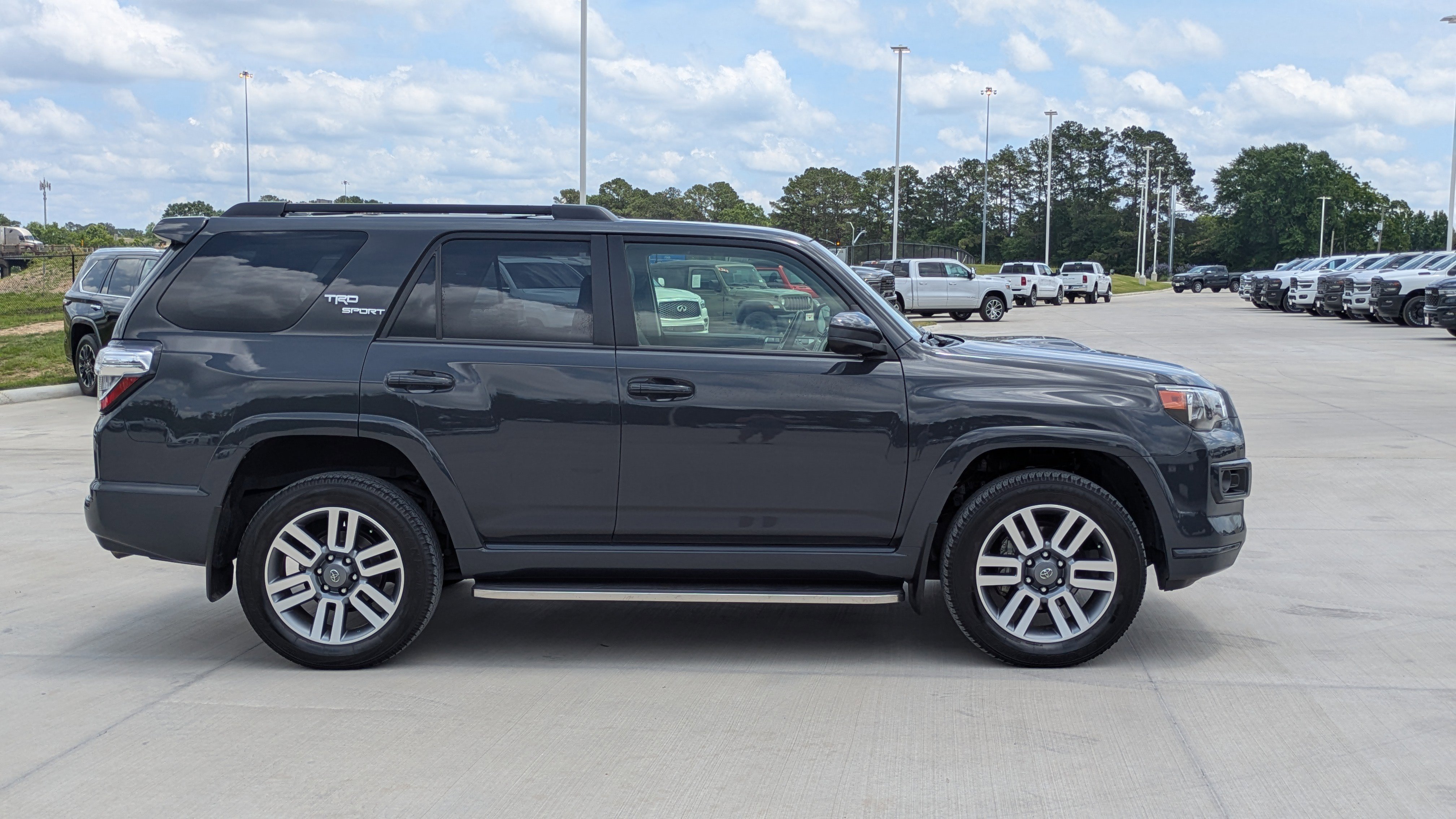 Used 2024 Toyota 4Runner TRD Sport AWD/4WD image 6
