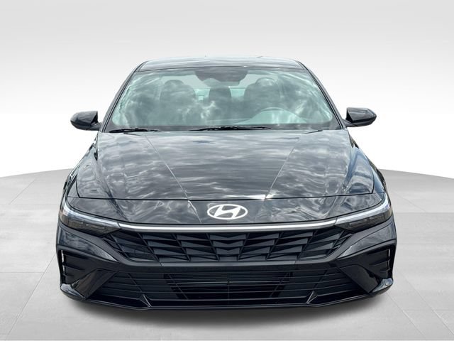 New 2026 Hyundai Elantra SE FWD image 8