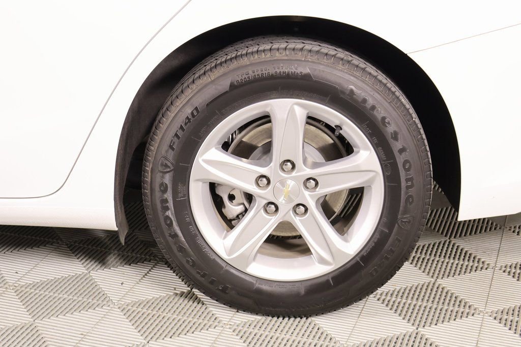 Used 2025 Chevrolet Malibu LS image 17