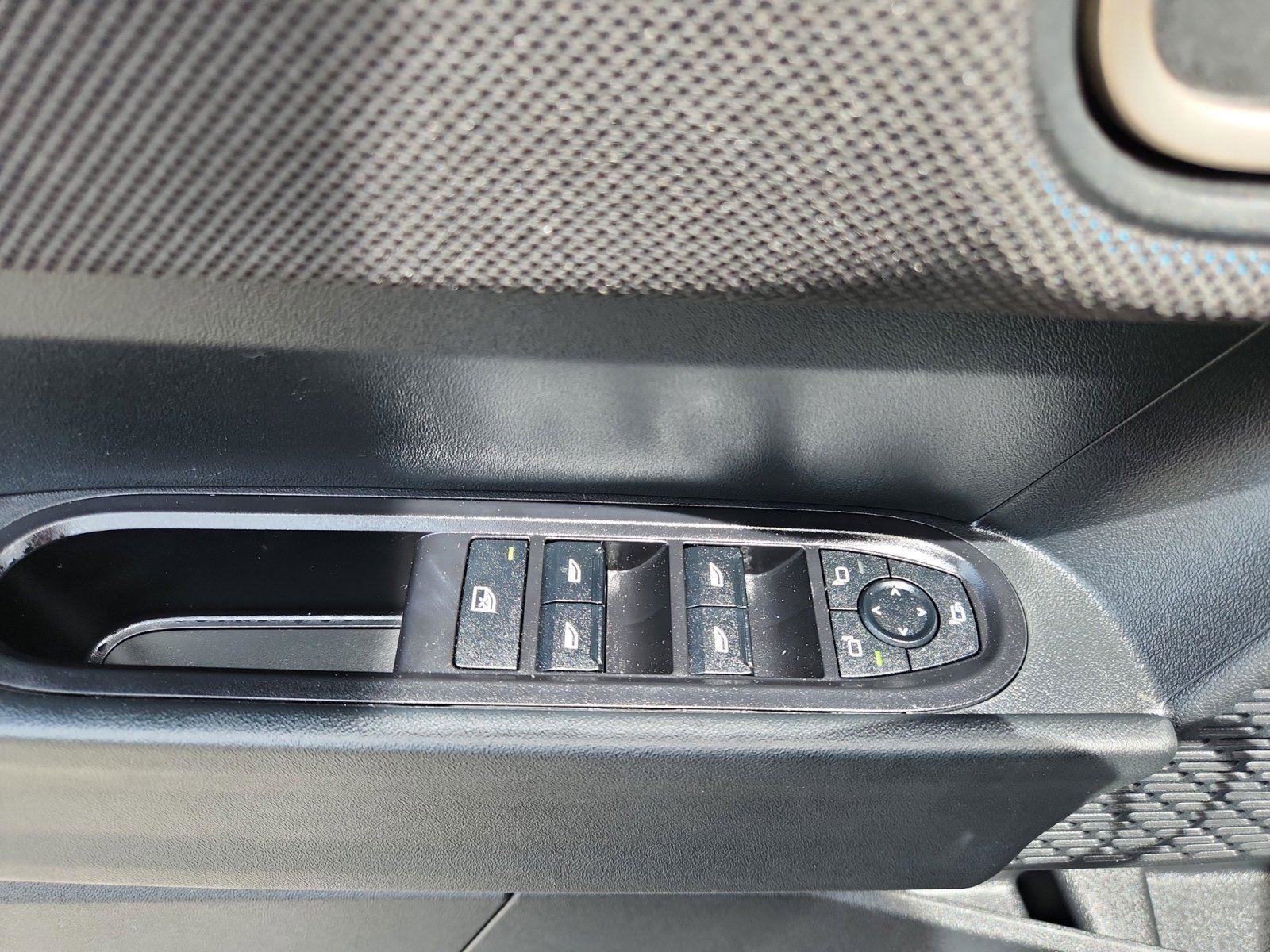Used 2025 MINI Cooper S FWD image 17
