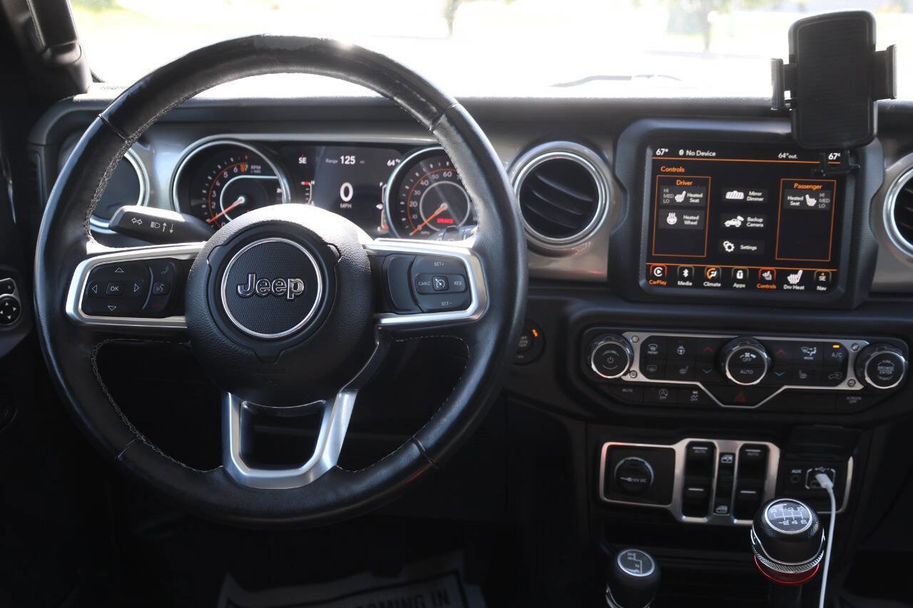 Used 2018 Jeep Wrangler Unlimited Sahara image 24