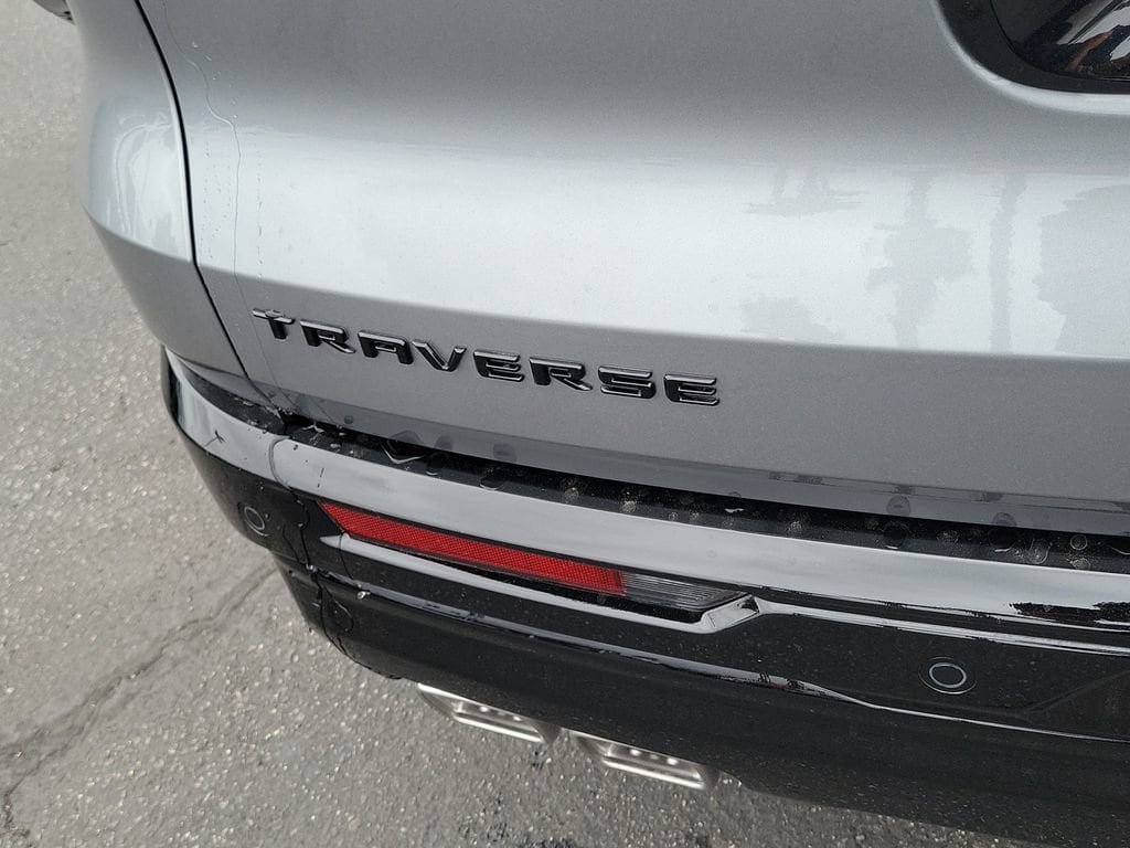 New 2026 Chevrolet Traverse RS FWD image 22