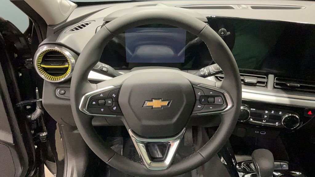 New 2026 Chevrolet Trax LT image 9