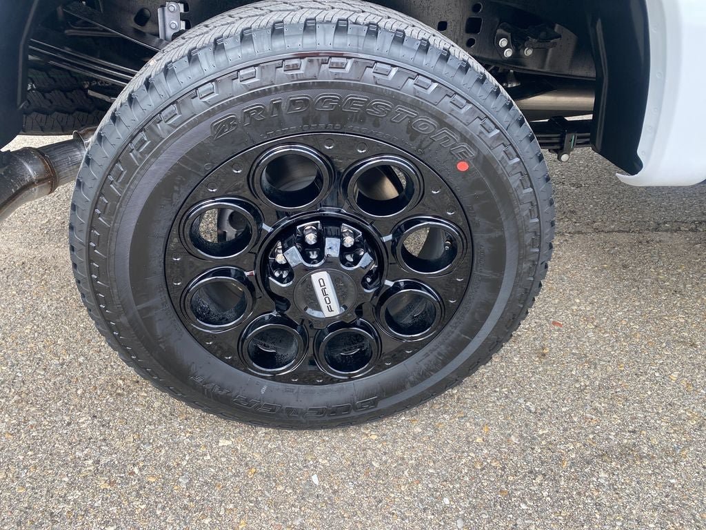 New 2026 Ford F350 Lariat w/ Black Appearance Package AWD/4WD image 32