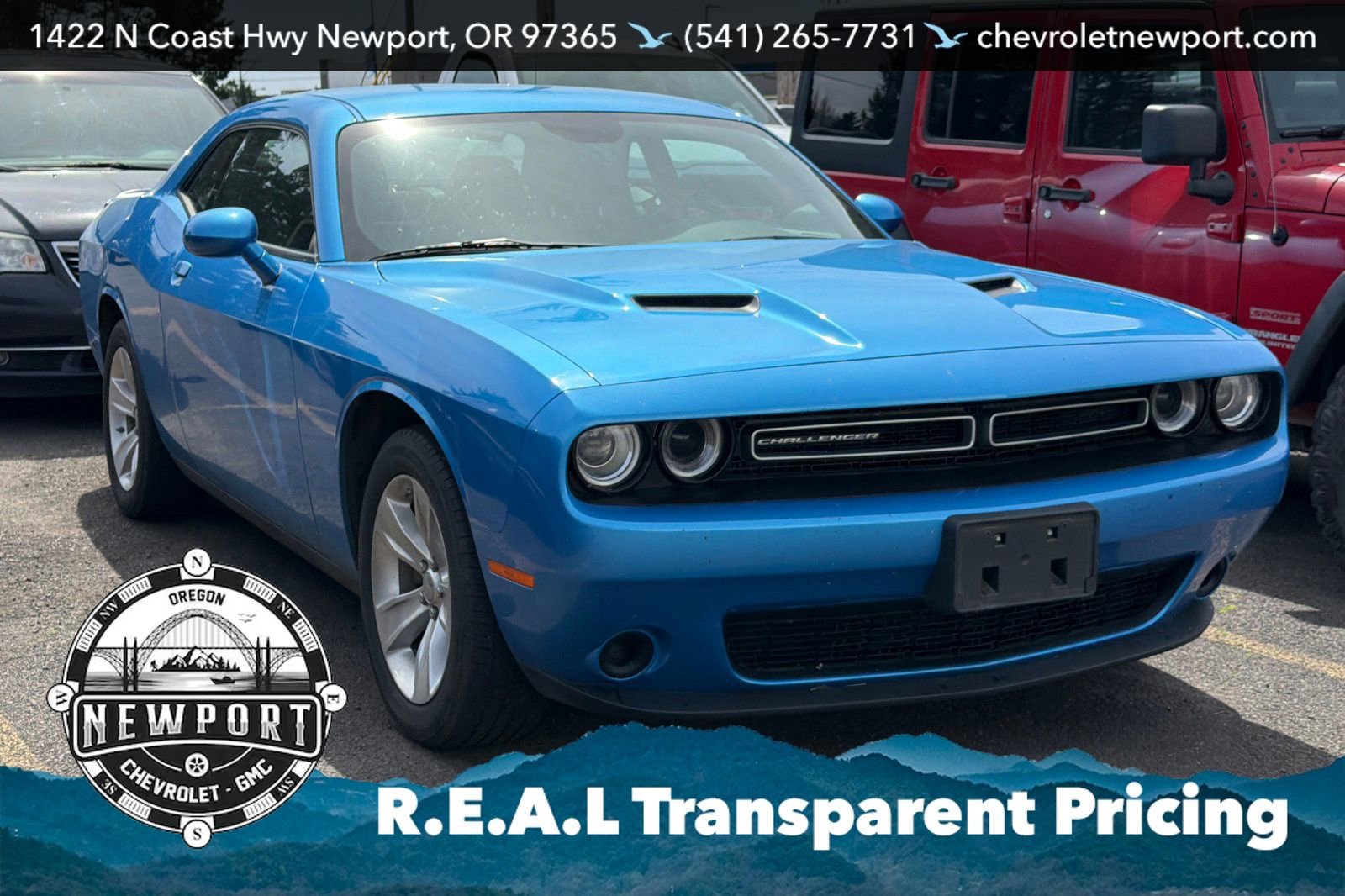 Used 2023 Dodge Challenger SXT w/ Cold Weather Group image 2