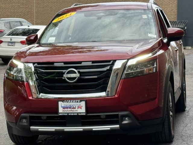 Used 2024 Nissan Pathfinder SL AWD/4WD image 39