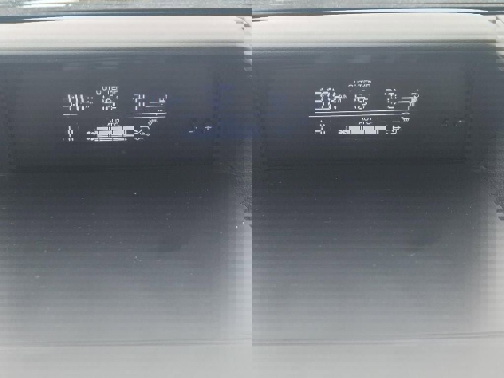 Used 2021 Subaru Crosstrek 2.0i Premium image 23