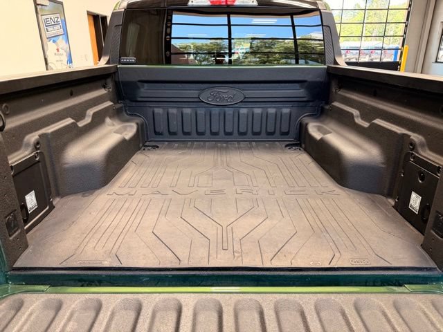 Used 2025 Ford Maverick XLT w/ Equipment Group 301A AWD/4WD image 9