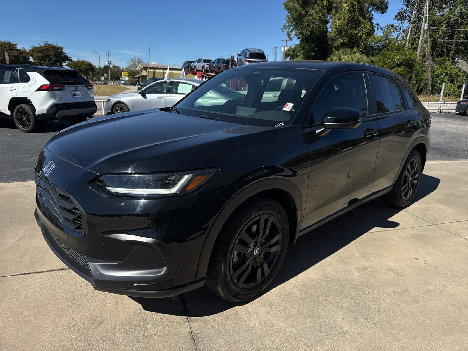 Used 2026 Honda HR-V Sport image 3