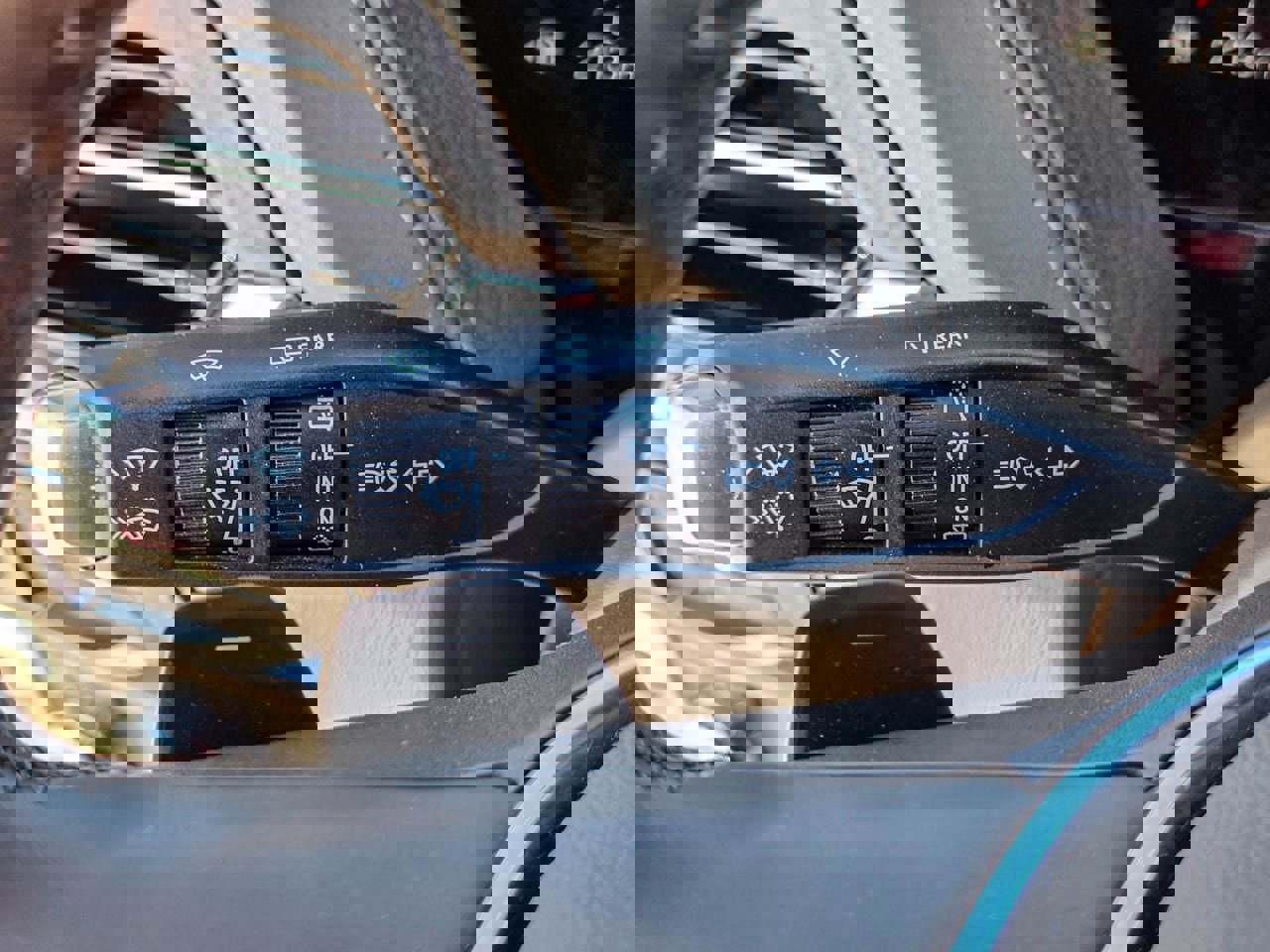 Certified 2025 GMC Yukon Denali image 24