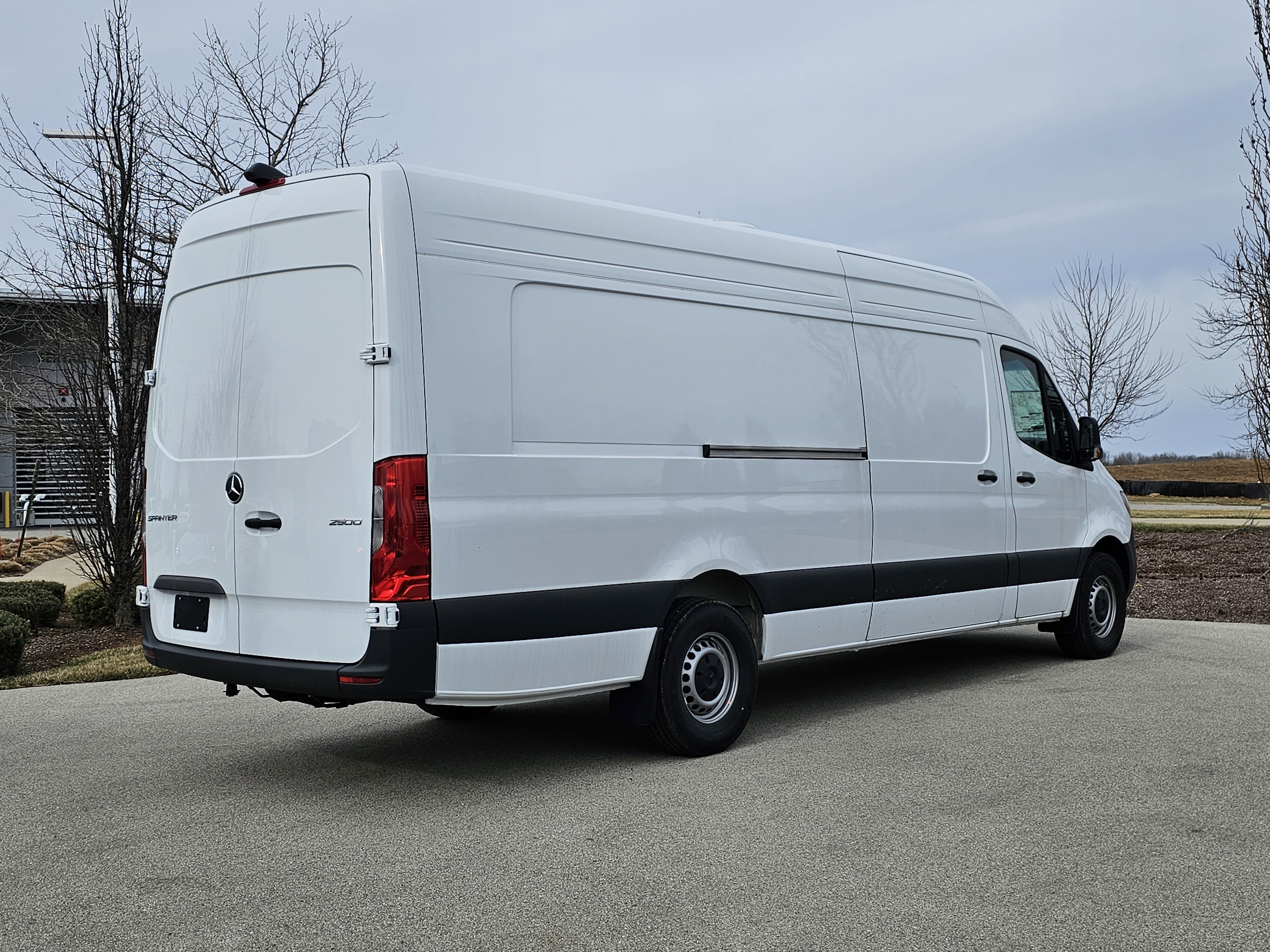 New 2025 Mercedes-Benz Sprinter 2500 image 3