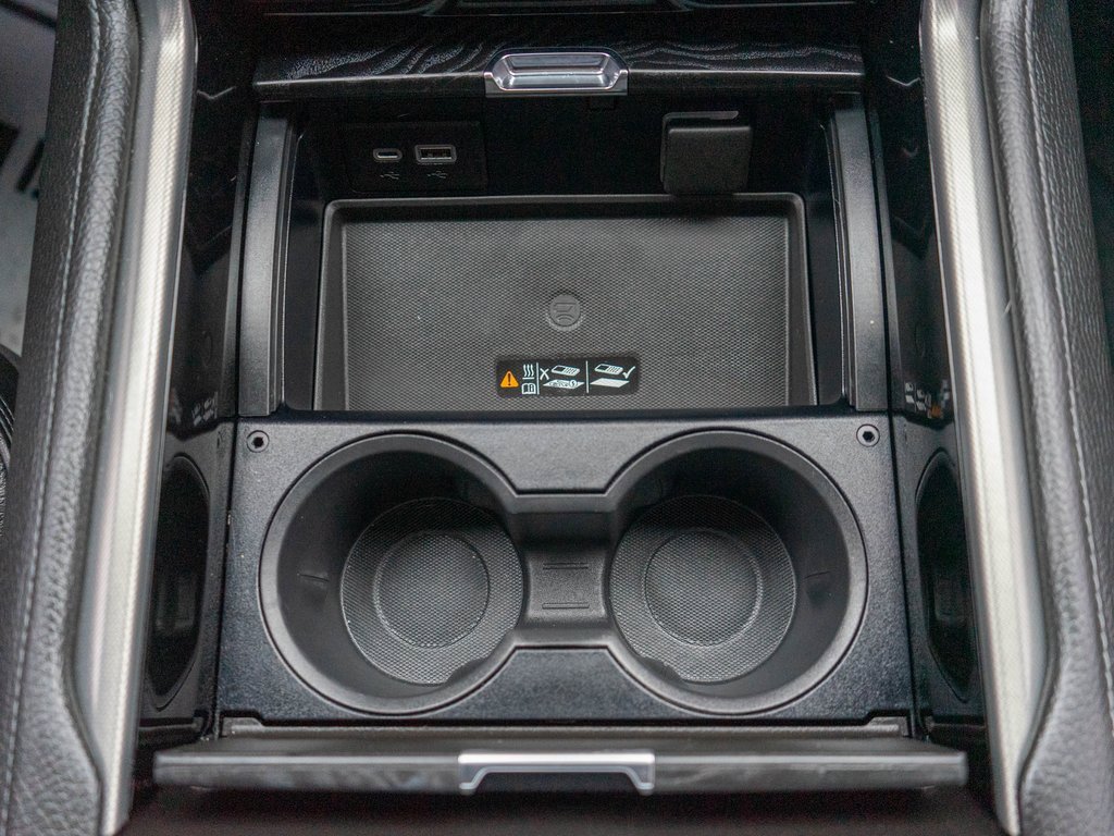 Used 2021 GMC Yukon Denali image 32