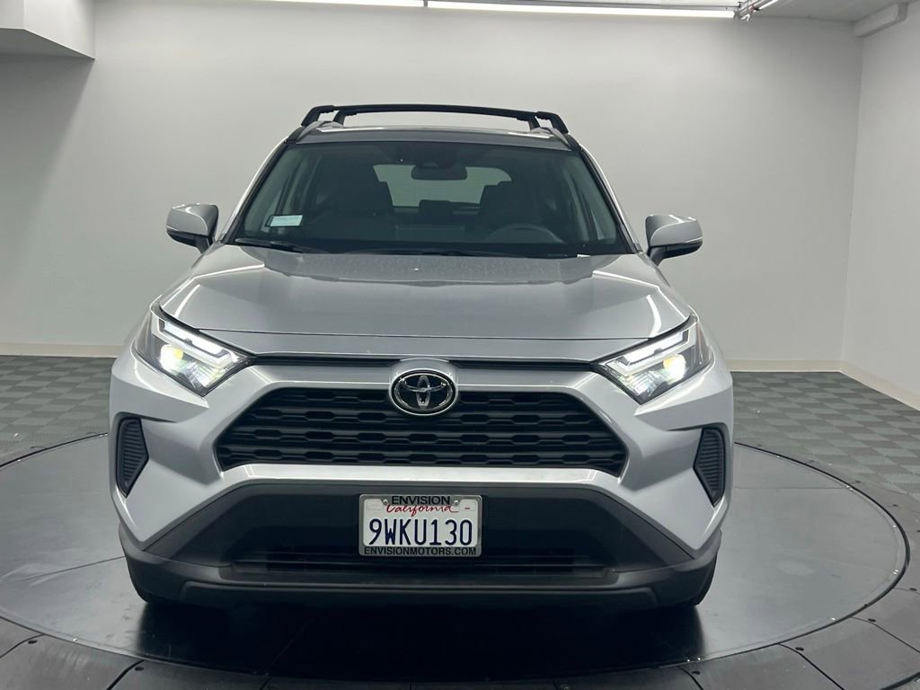 Used 2025 Toyota RAV4 XLE w/ Convenience Package FWD image 6