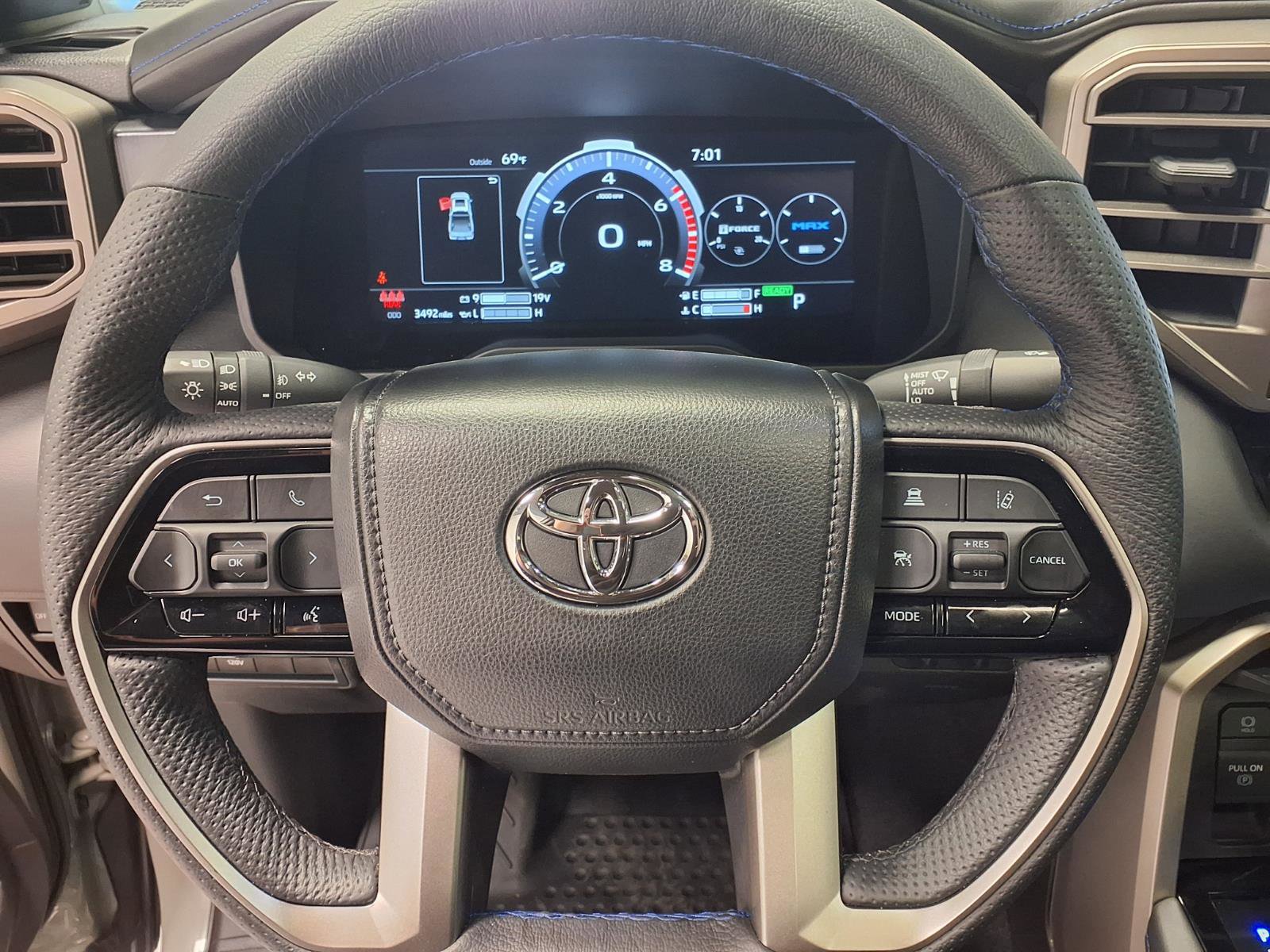 Used 2026 Toyota Tundra Platinum AWD/4WD image 23