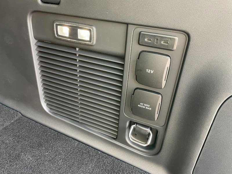 New 2025 Ford Expedition Max Platinum image 14