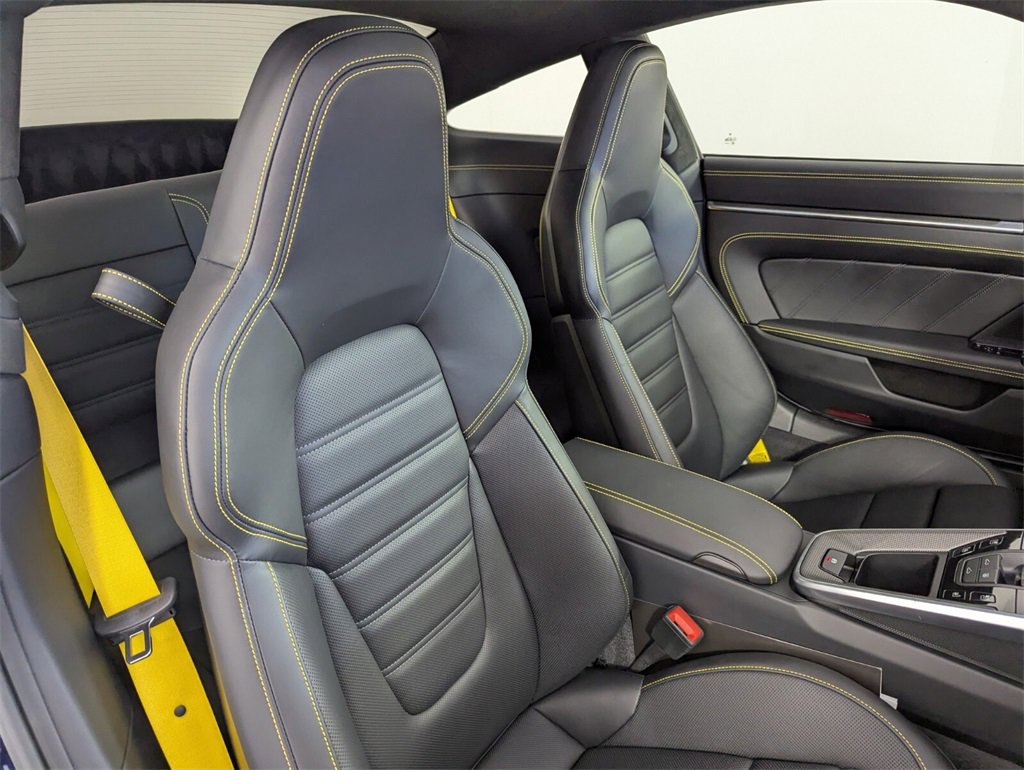 Used 2022 Porsche 911 Turbo image 26