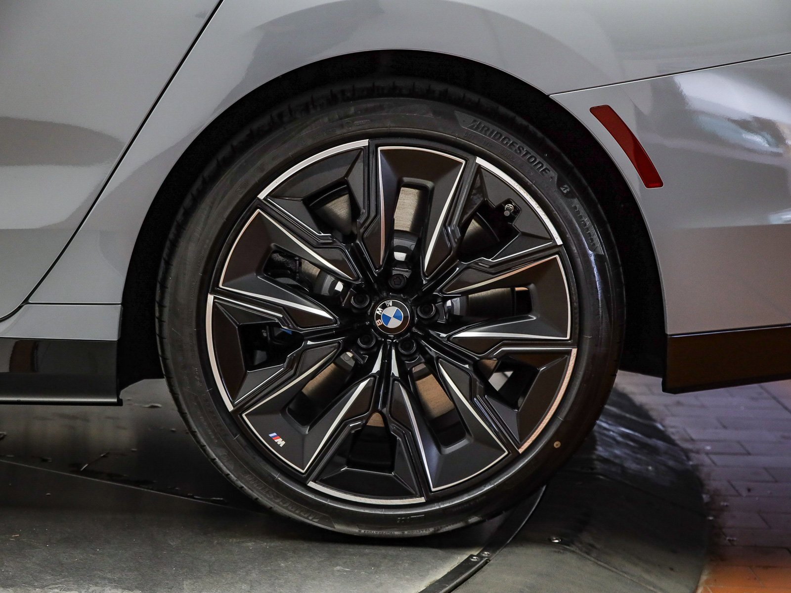 New 2025 BMW 760i xDrive image 11