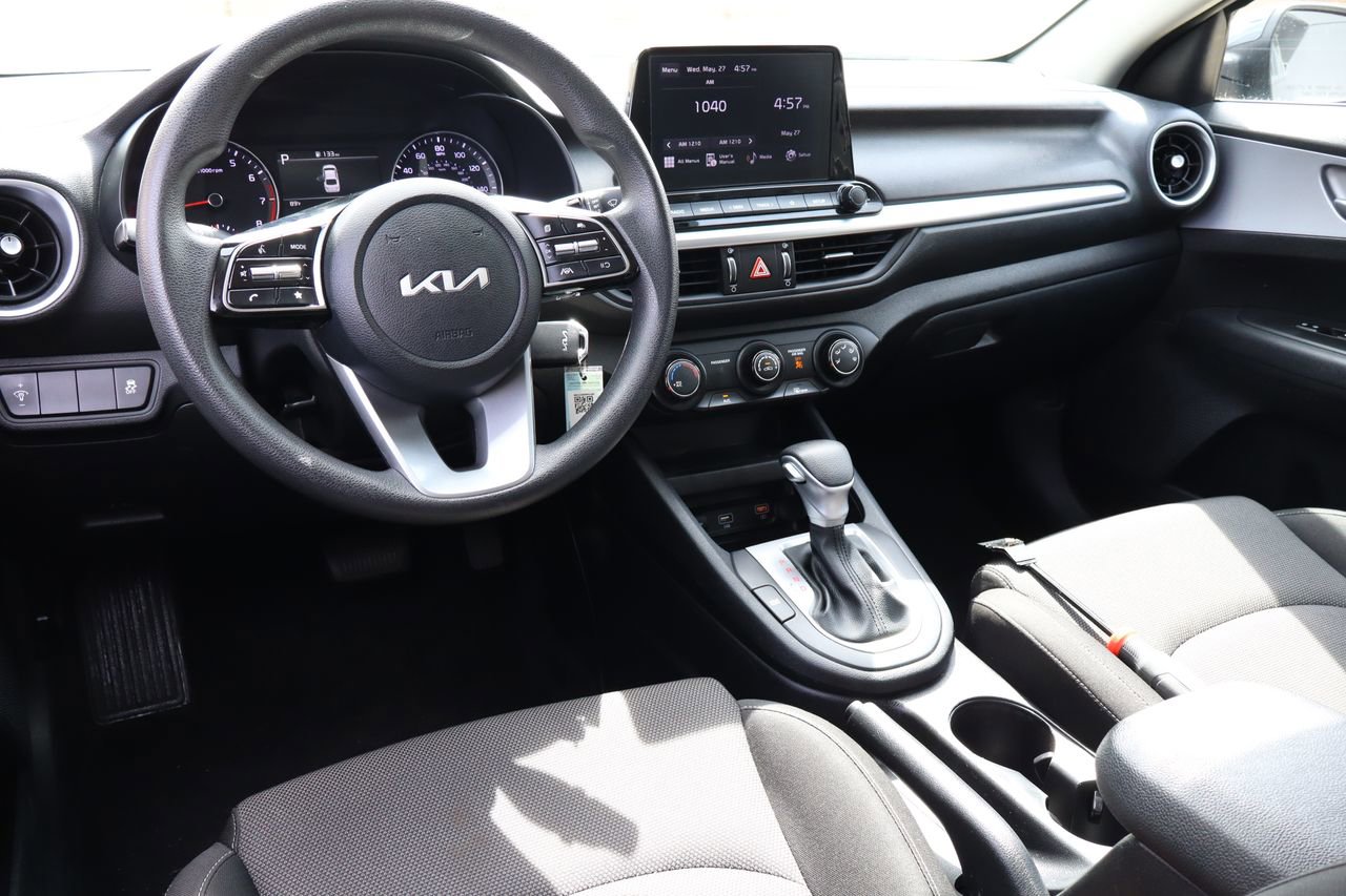 Used 2024 Kia Forte LXS FWD image 4