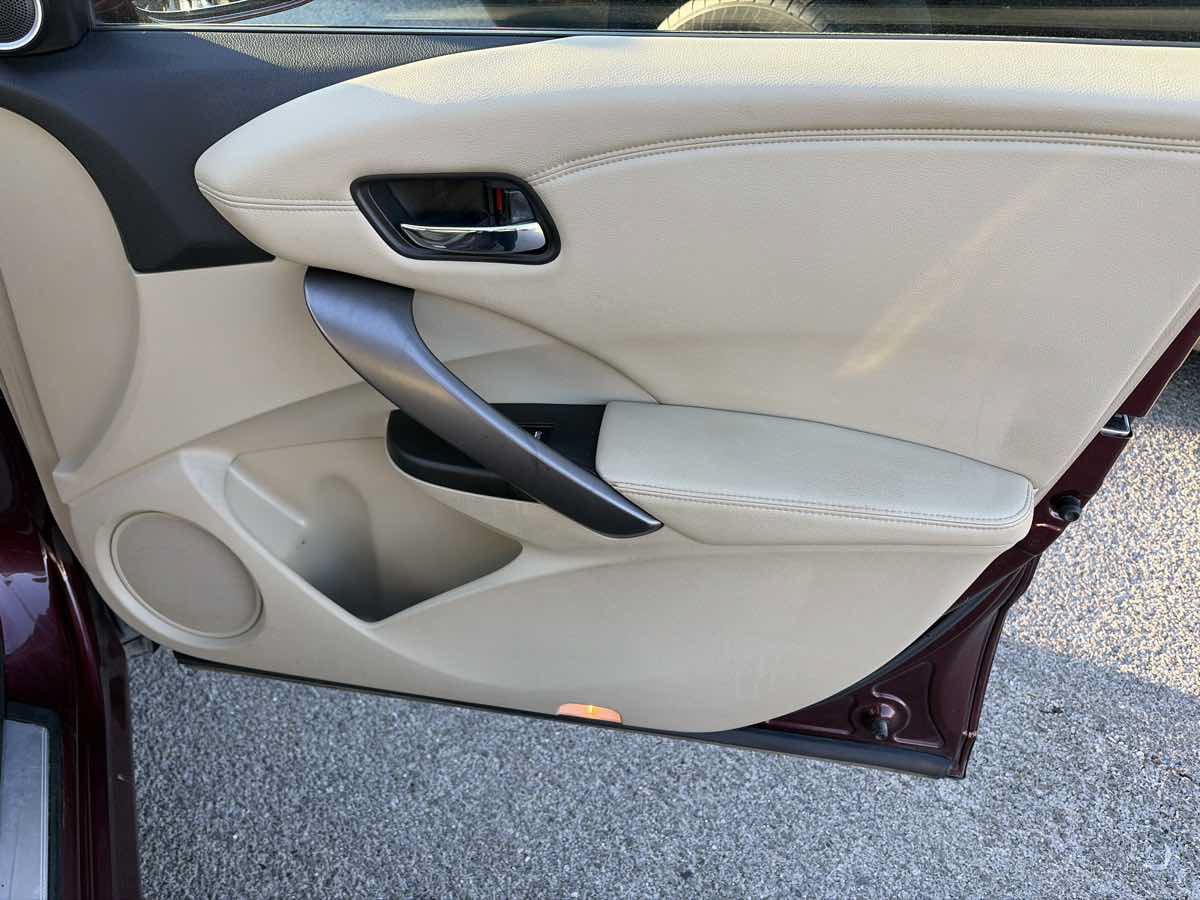 Used 2015 Acura RDX w/ Technology Package FWD image 26