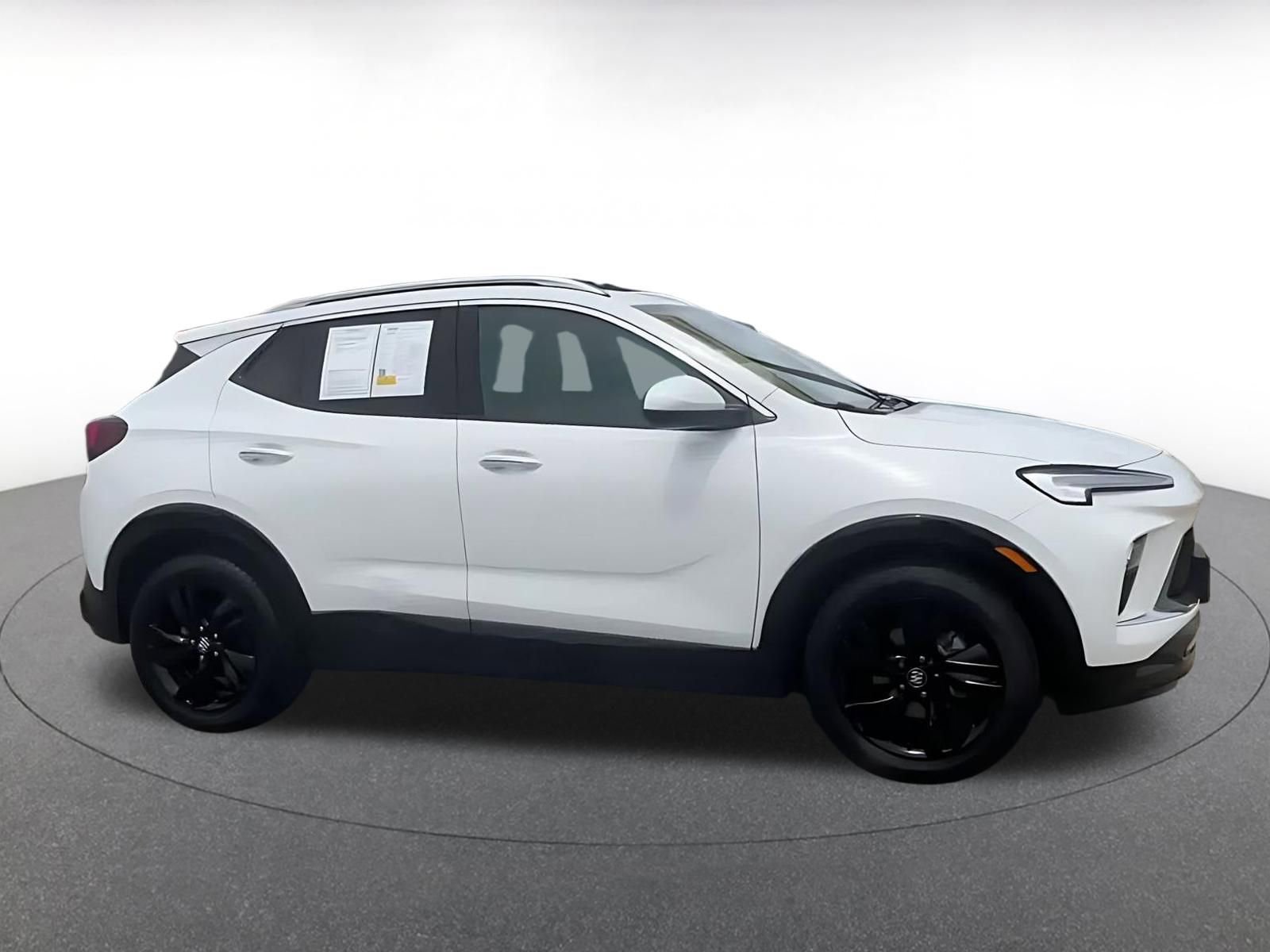 Used 2024 Buick Encore GX Sport Touring FWD image 16