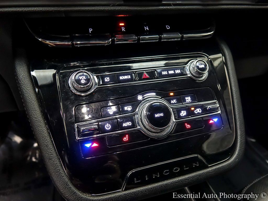 Used 2022 Lincoln Corsair Reserve image 18
