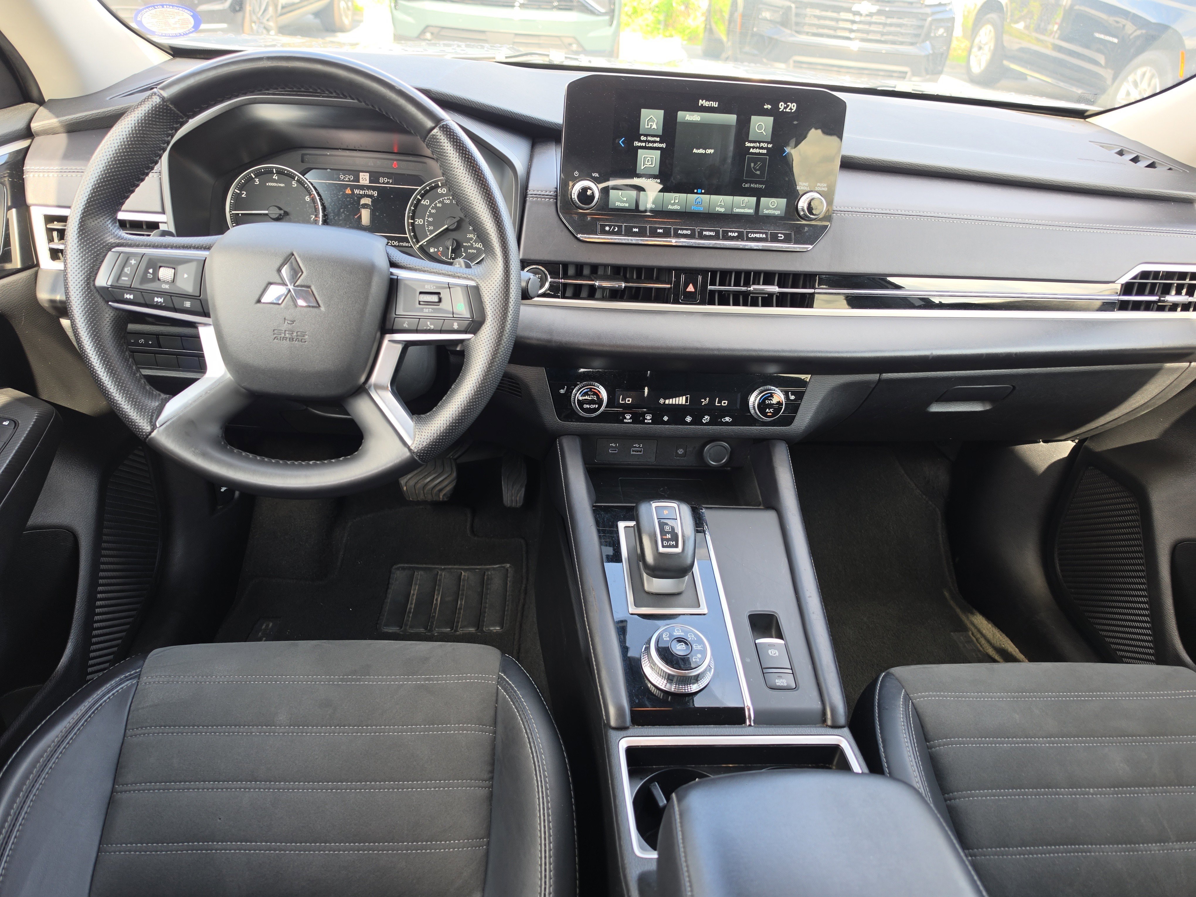 Used 2024 Mitsubishi Outlander SE FWD image 9