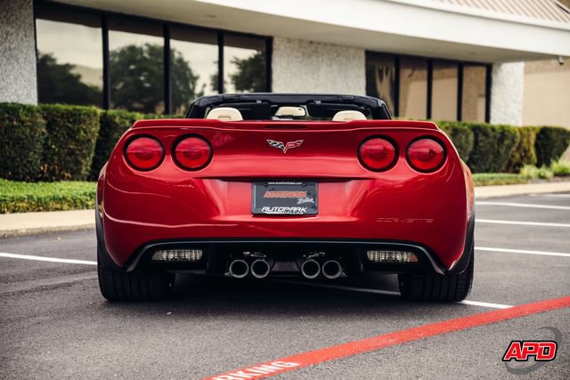 Used 2013 Chevrolet Corvette 427 w/ 1SB Preferred Equipment Group RWD image 17