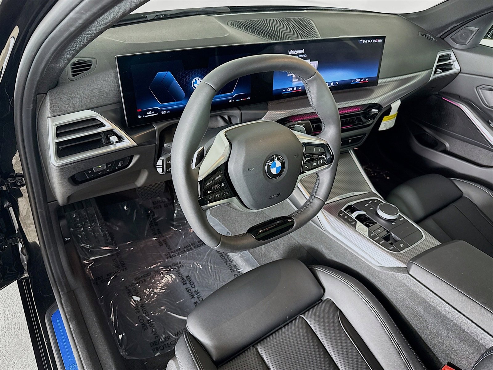 Used 2025 BMW 330i Sedan w/ Convenience Package image 9