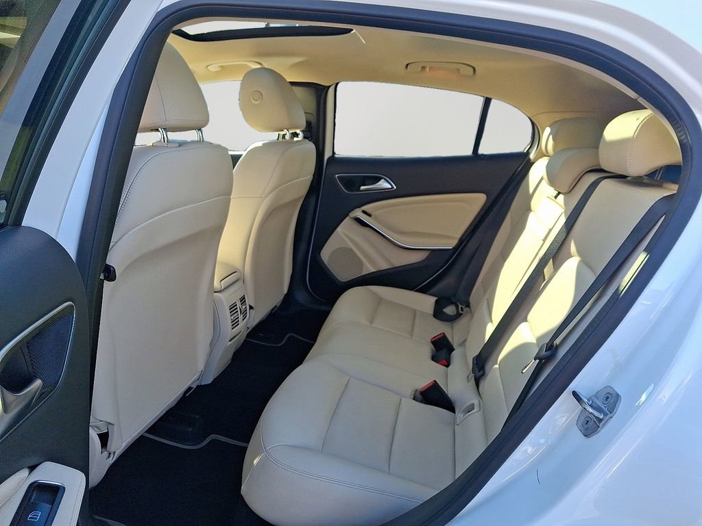 Used 2019 Mercedes-Benz GLA 250 4MATIC image 8