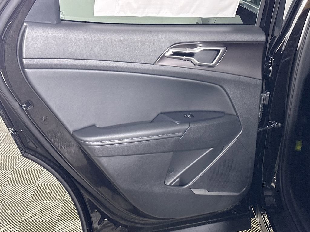 New 2026 Kia Sportage EX AWD/4WD image 18