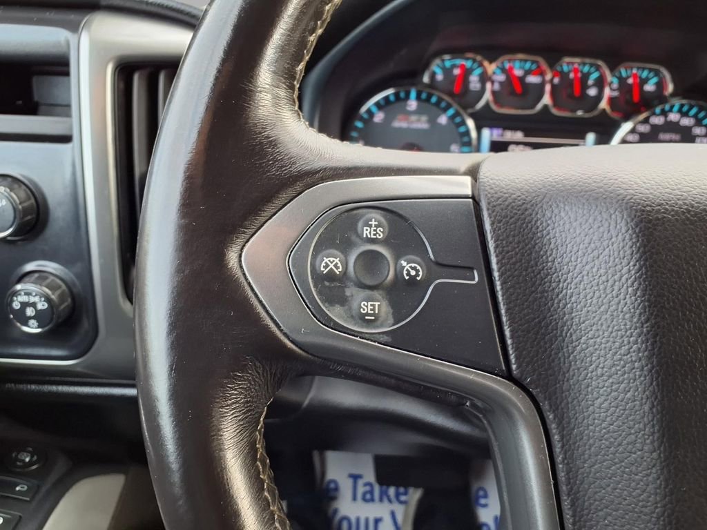 Used 2018 Chevrolet Silverado 1500 LT w/ All Star Edition AWD/4WD image 12