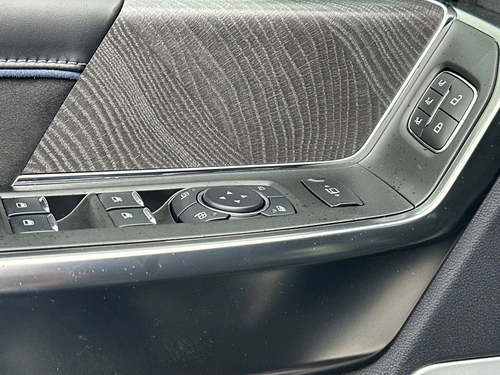 New 2025 Ford F350 Platinum image 17