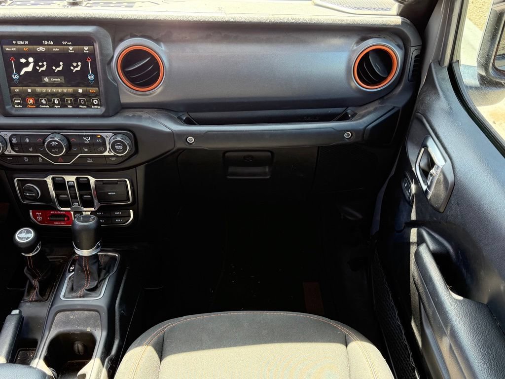 Used 2023 Jeep Gladiator Mojave w/ LED Lighting Group AWD/4WD image 12