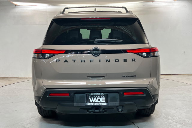Certified 2023 Nissan Pathfinder Platinum FWD image 4