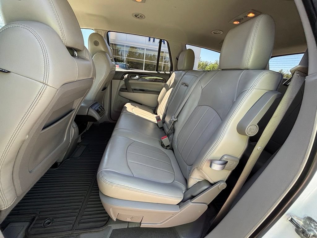 Used 2017 Buick Enclave Leather w/ Trailering Package FWD image 11