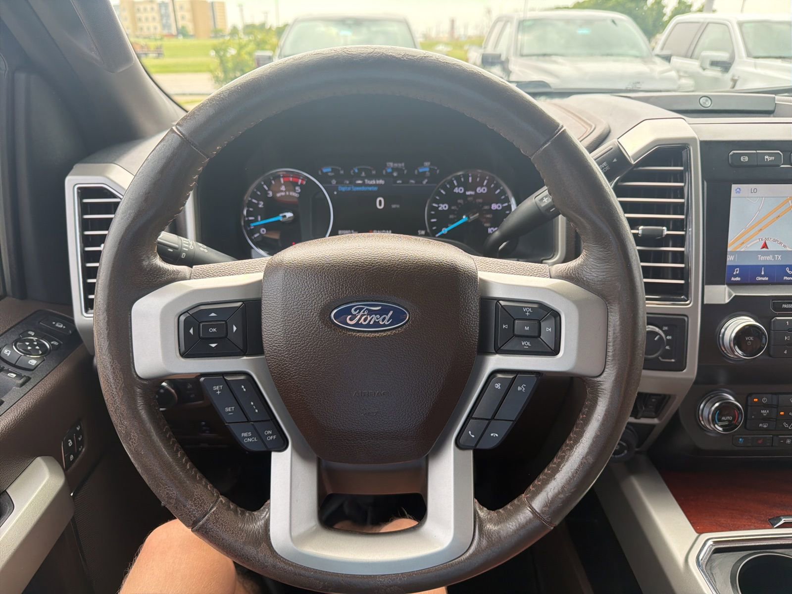 Used 2021 Ford F350 King Ranch w/ King Ranch Ultimate Package AWD/4WD image 19