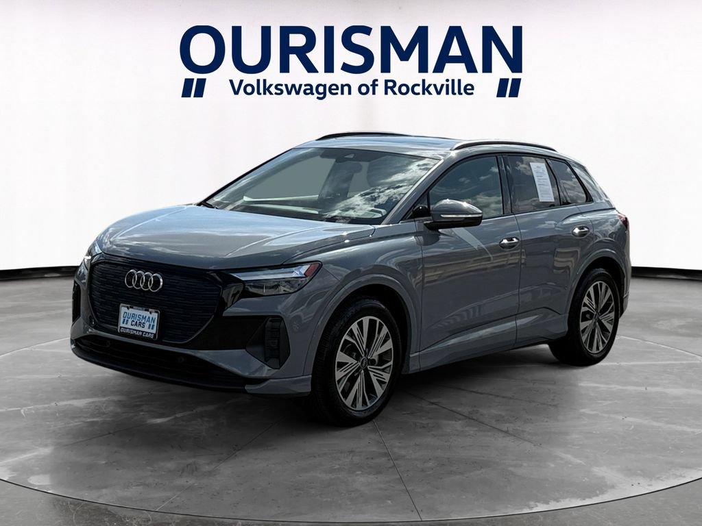 Used 2025 Audi Q4 e-tron Premium Plus RWD image 2