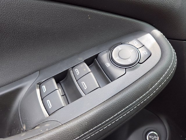 New 2026 Buick Encore GX Preferred w/ Comfort Package FWD image 9