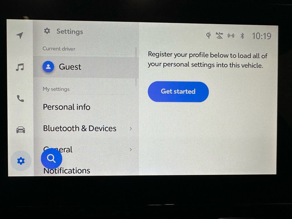 Used 2025 Toyota Corolla Cross XSE w/ Convenience Package image 34