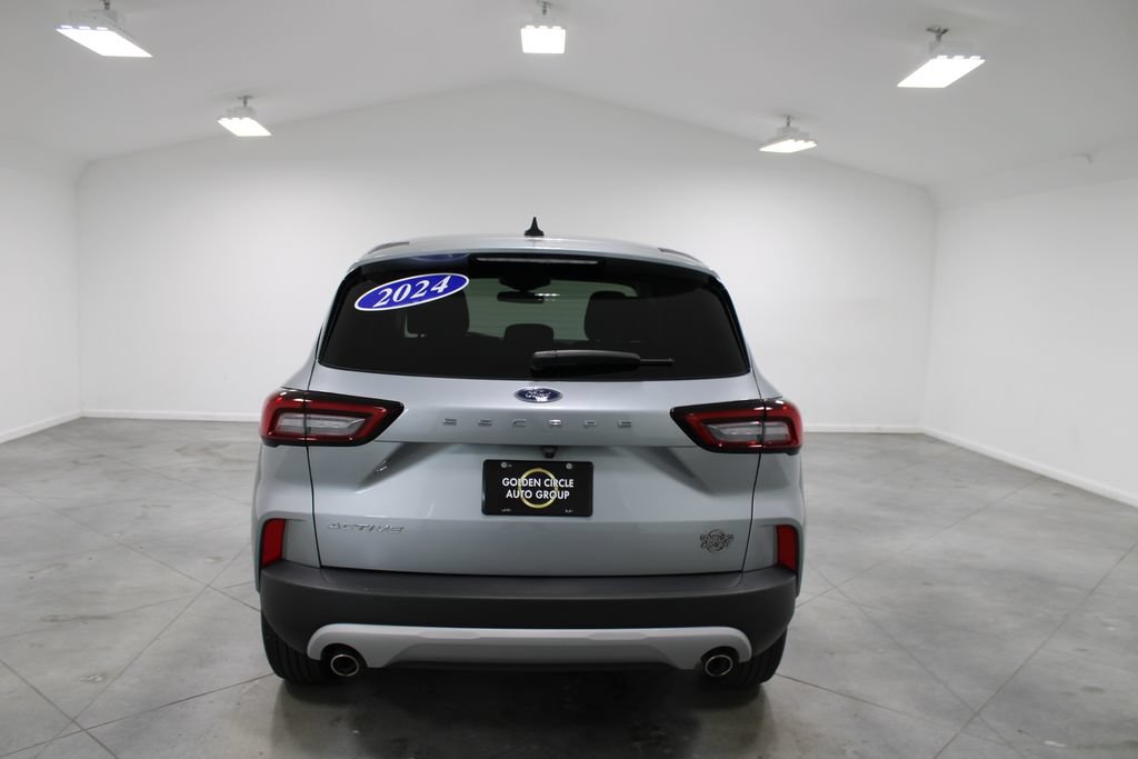 Used 2024 Ford Escape Active FWD image 8