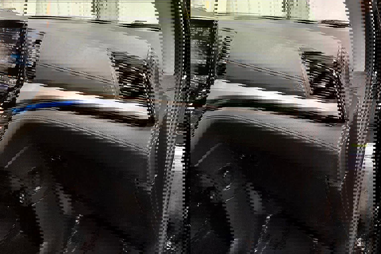 Used 2023 Honda Odyssey Touring image 18