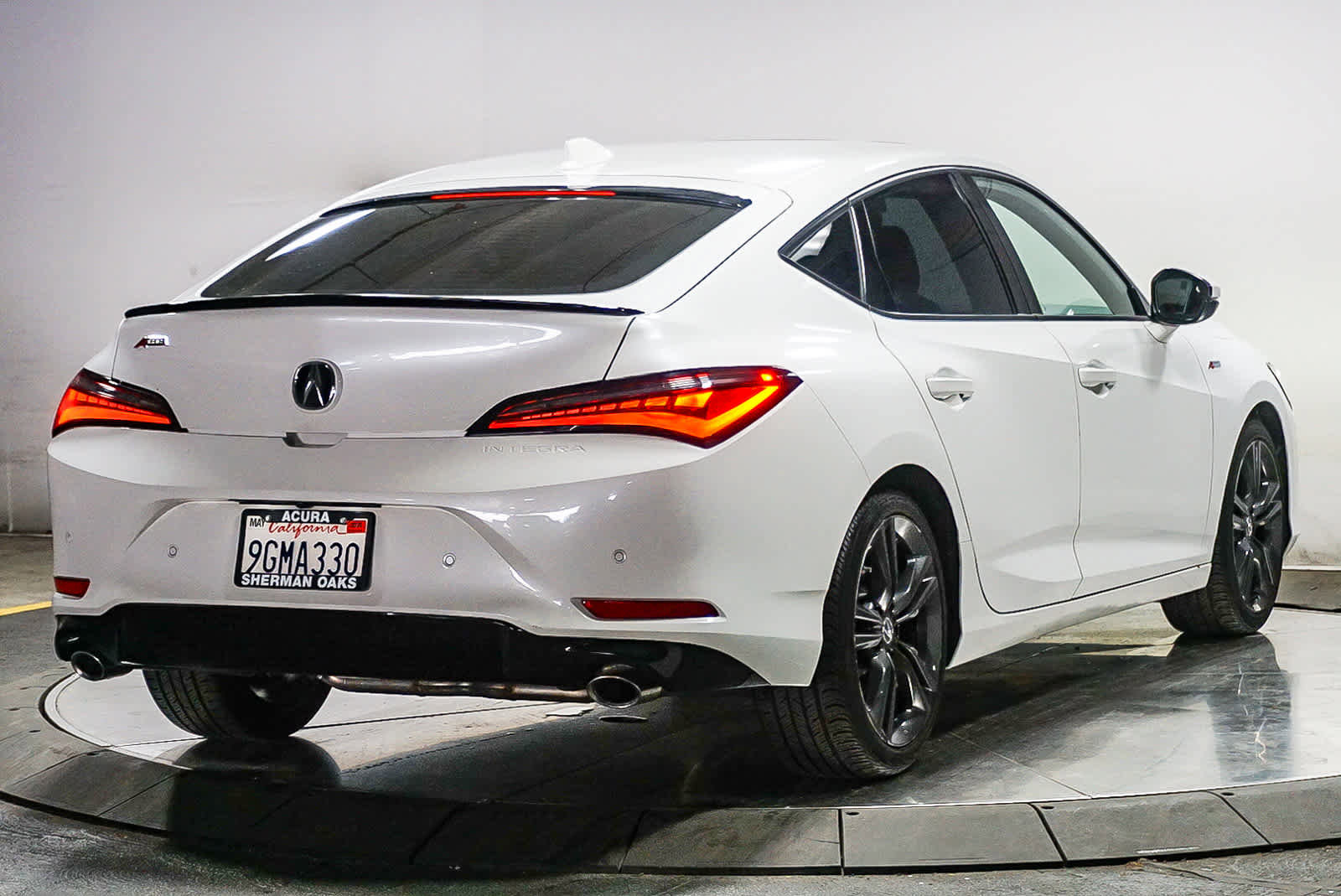 Used 2023 Acura Integra A-Spec image 10