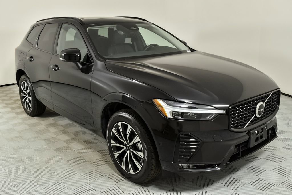 Certified 2025 Volvo XC60 B5 Plus image 26